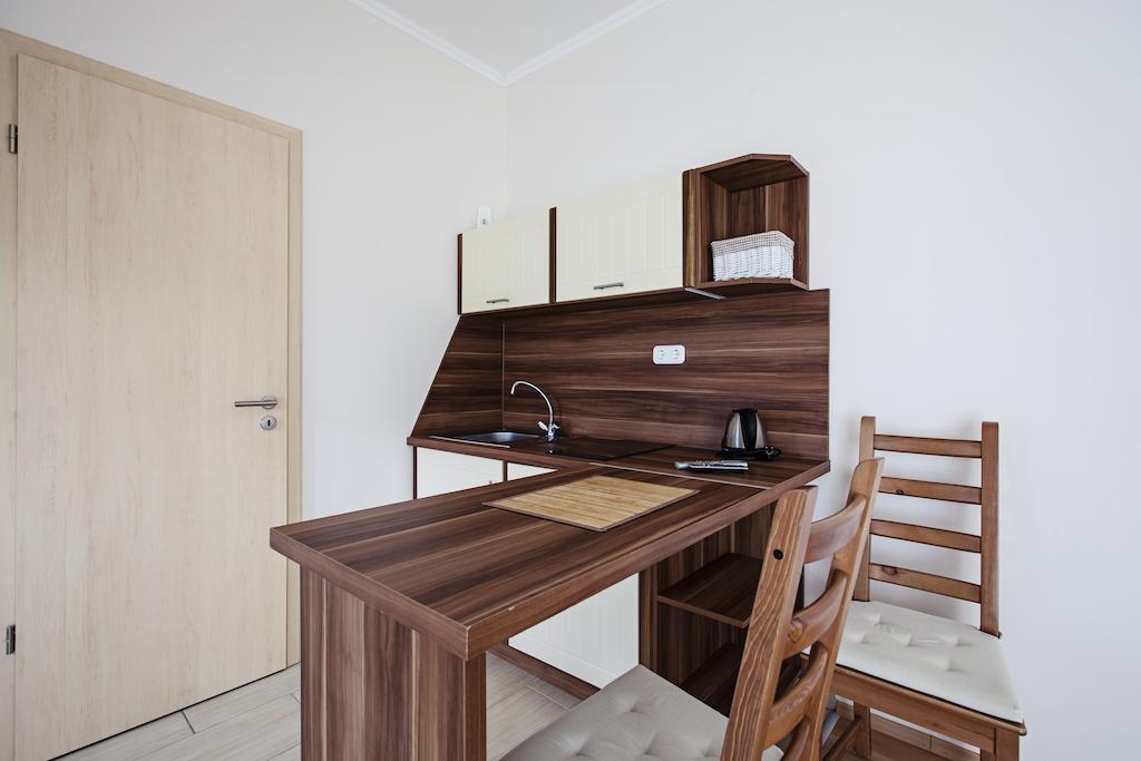 Kocsis Apartman Es Camping Mosonmagyarovar Ngoại thất bức ảnh